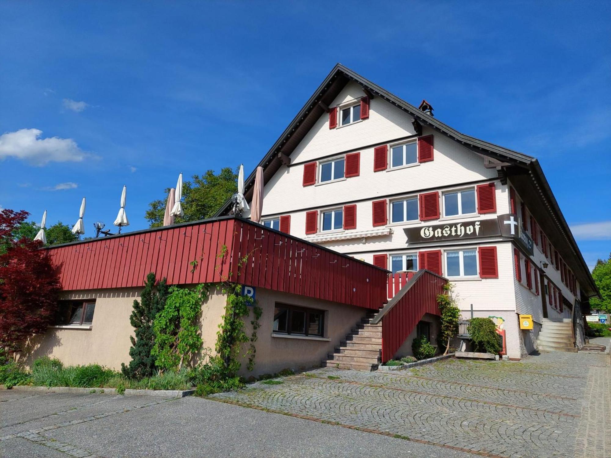Gasthof Kreuz Bildstein Exterior photo